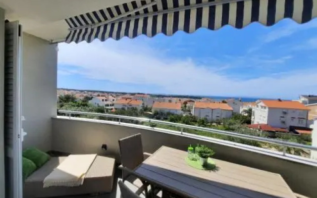 Apartments 'I & I'