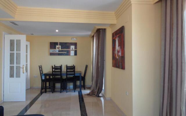 Frontal Sea Views Penthouse 382