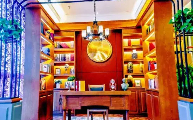 James Joyce Coffetel (Hohhot Jinqiao Daily)