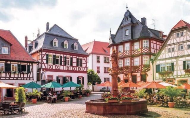 Acapella Suite Barcarolle 60qm, direkt am Weinberg, Altstadt, Netflix inklusive