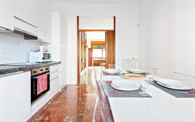 Istria & Zara Flat with Private Parking