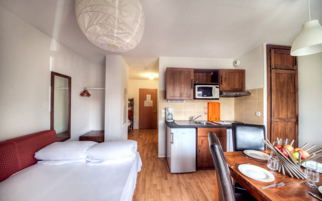 Zenitude Hotel & Residences L'Acacia