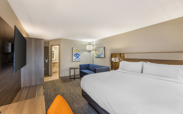 Holiday Inn Express Crestwood by IHG