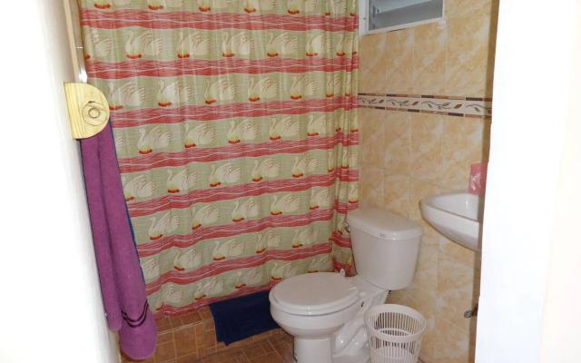 Gipsy Ranch Rooms - Hostel