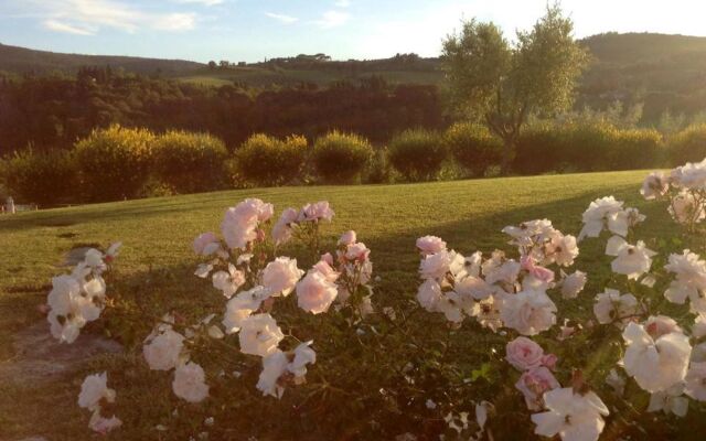 Apartment With one Bedroom in San Gimignano, With Pool Access, Furnish