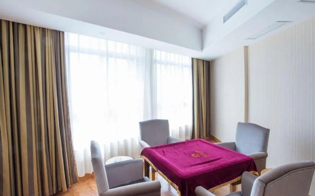 Vienna Hotel (Chengdu Xinfan Furniture City)