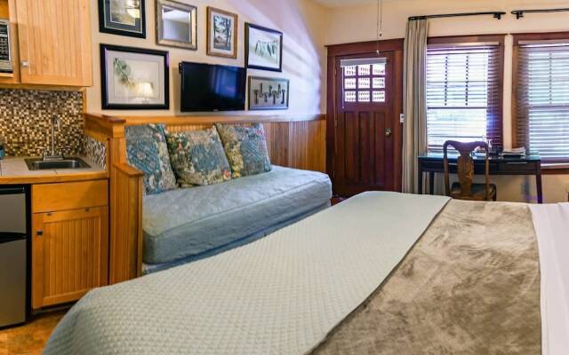 A Cowslip's Belle Inn