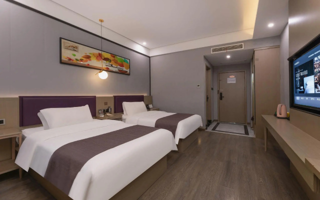 GYA Hotel (Tongxiang Century Avenue)