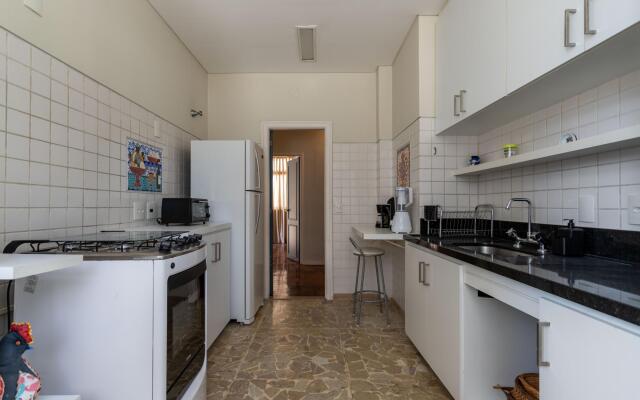 Copacabana 100m from the beach | FCO501 Z2