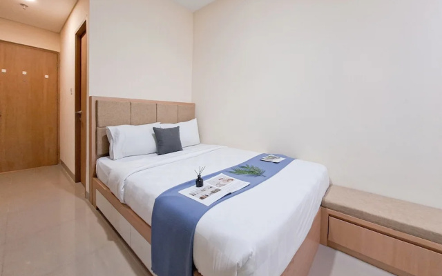 Urban Minimalist Studio Apartment At B Residence – Guest Rooms – Legok