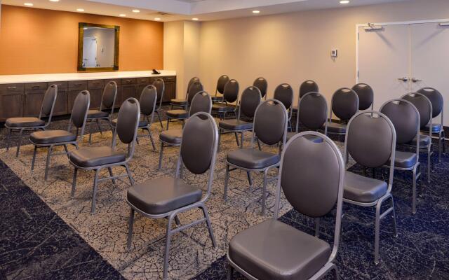 Hampton Inn & Suites Albany-East Greenbush