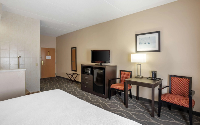 Best Western Inn At Blakeslee-pocono