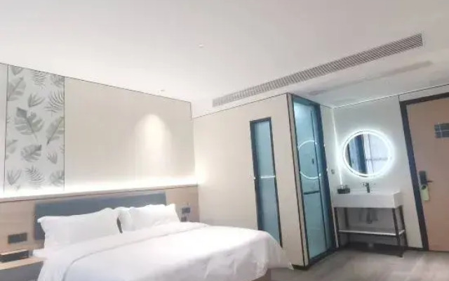 Changee Hotel (Chongbai Jiangjin Shopping Mall Commercial Pedestrian Street)