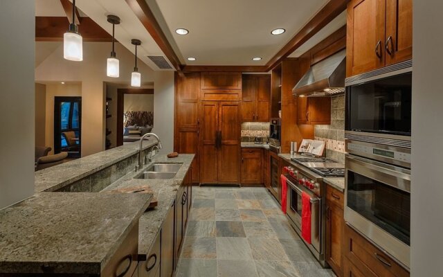 Penthouse Residence - Three Bedroom Penthouse