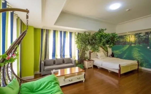 Mr. Theme Hotel Taishan