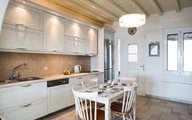 Mykonos Charming Sea View Villa