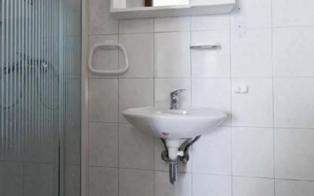 Apartments and Rooms Mirja