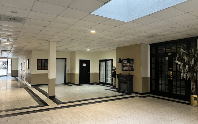 Homestay Inn and suites