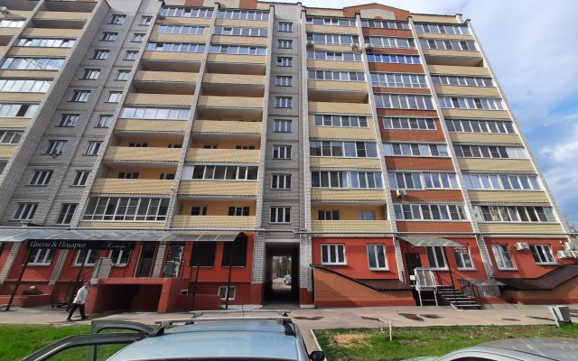 Apartments on Yunnatov Lane