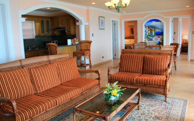 Monaco Suites de Boracay Hotel