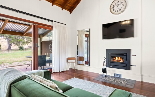 Grandview Accommodation - Hideaway Huts