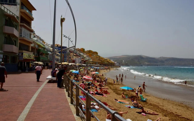 The blue house las Canteras