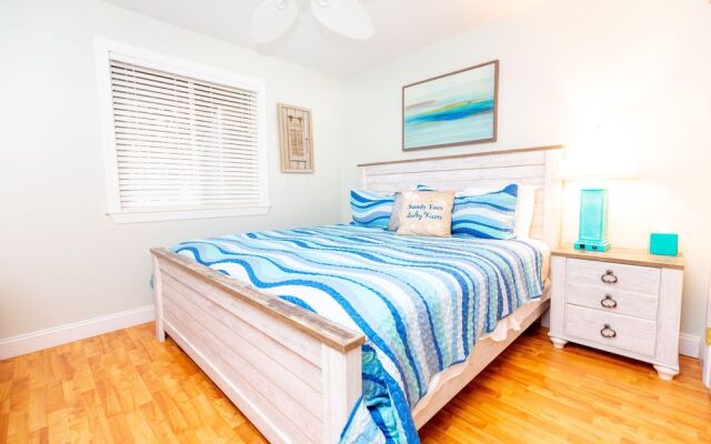 Ocean Glass Inn Condominiums