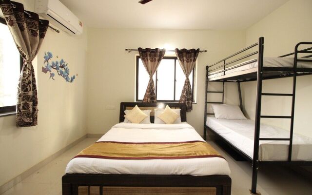 OYO 9885 Home Exotic 1 BHK Candolim