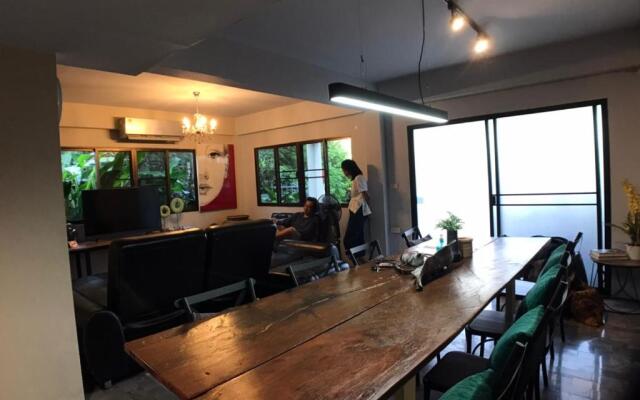 8th House @ center of Chiangmai old town