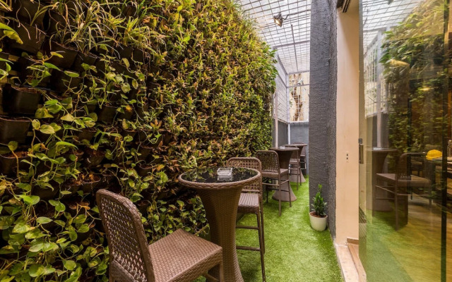 Treebo Select Stylotel by Jagadish