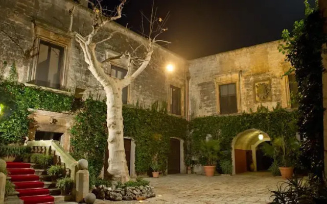 Castello Dentice di Frasso