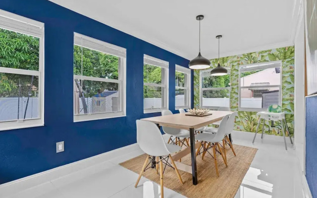 Arthaus- Fully Stocked Kitchen and Fenced Yard