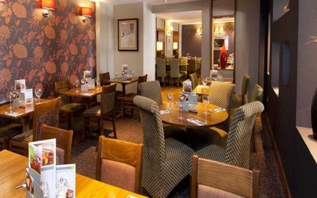 Premier Inn Bristol Cribbs Causeway M5,J17