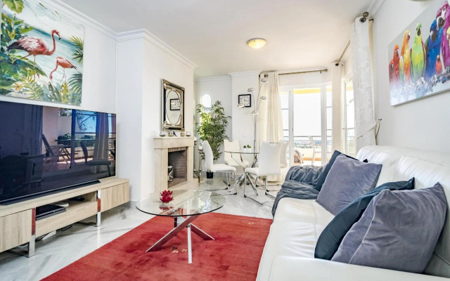 SAA2- comfortable apartment Puerto banus