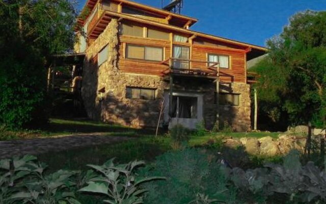 Tierra Sagrada Eco Lodge