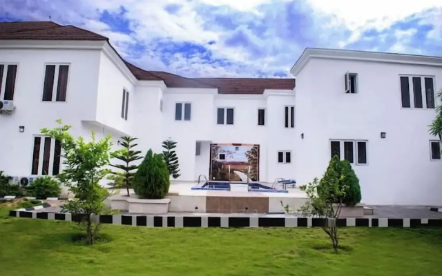 House 4 Apartments