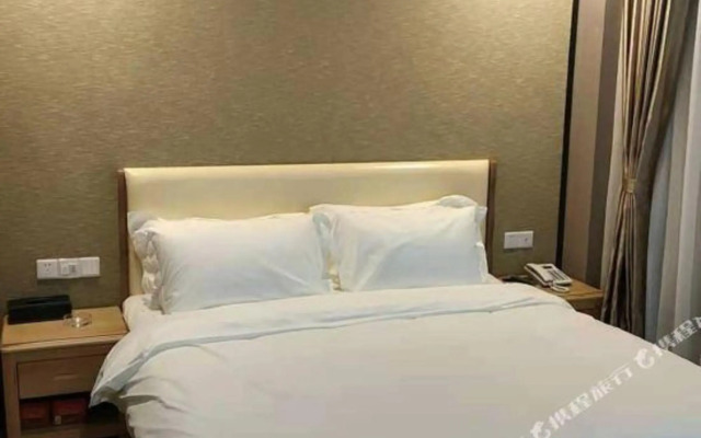 Youbo Four Seasons Apartment (Hengqin Ocean Kingdom Store)