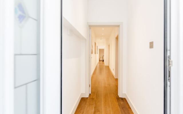 Donatello Apartment Hammersmith