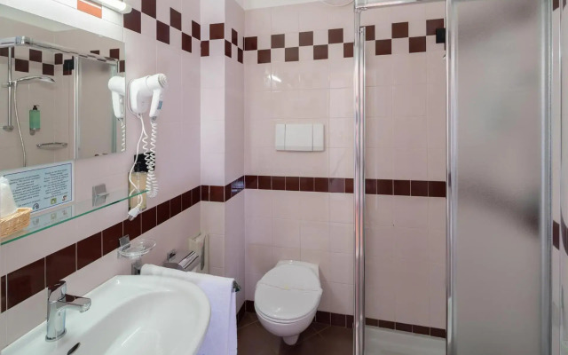 Hotel Ladina