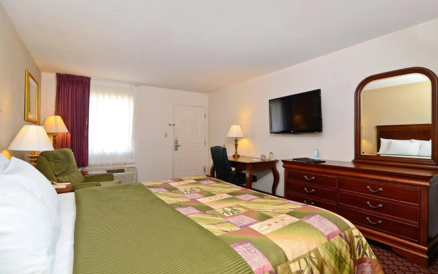 The Jewel Motel