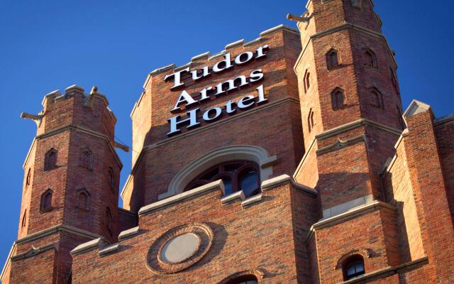 The Tudor Arms Hotel Cleveland - a DoubleTree by Hilton