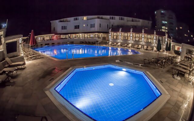 Cuci Hotel di Mare Bayramoglu