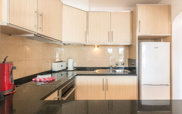 Apartamentos Oura Parque