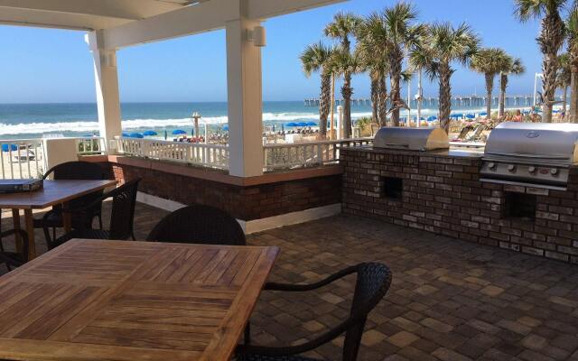 The Driftwood Lodge