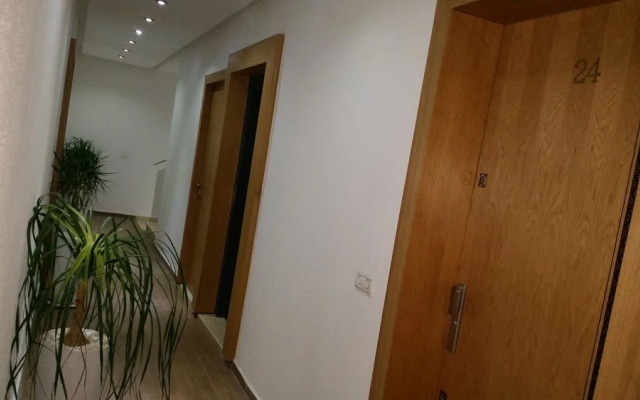 Golden Ashraf Apartment
