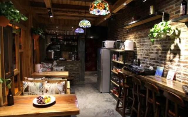 Yue Coffee Inn