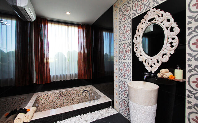 The Royal Purnama Luxury Villas - Adults Only