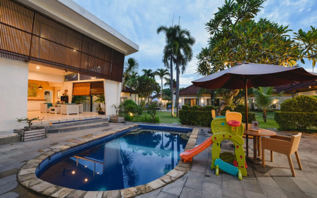 Bali Breezz Hotel