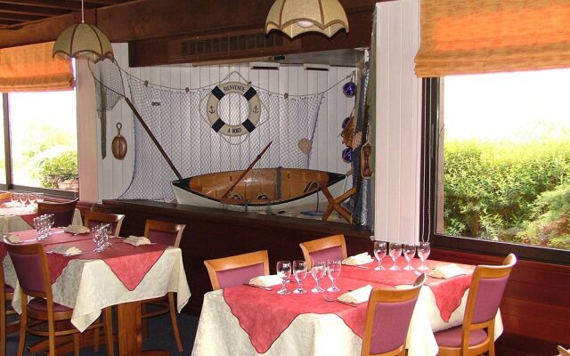 LOGIS Les Dineux Village