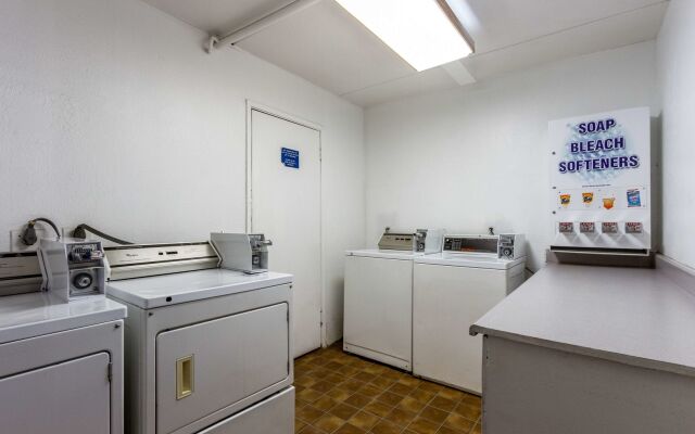 Motel 6 Glendale AZ